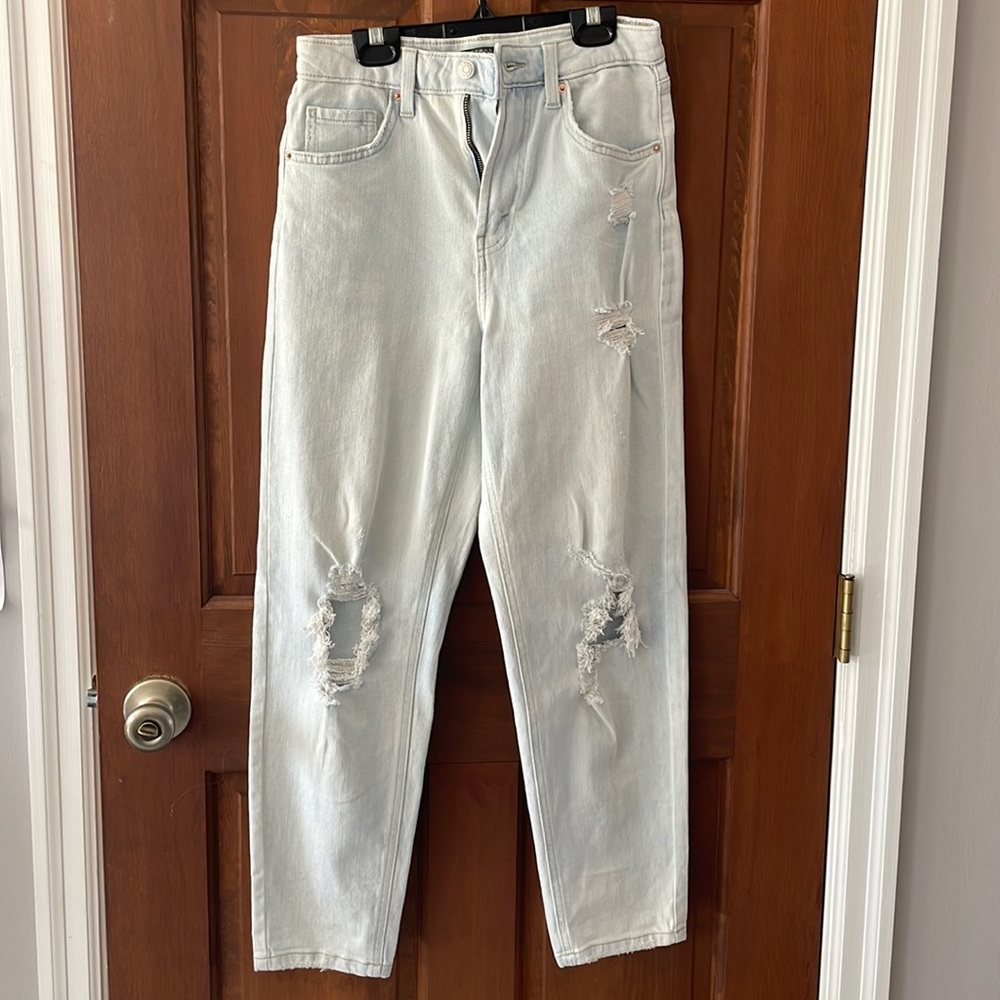 Wild Fable super high rise distressed mom jeans light wash NWOT